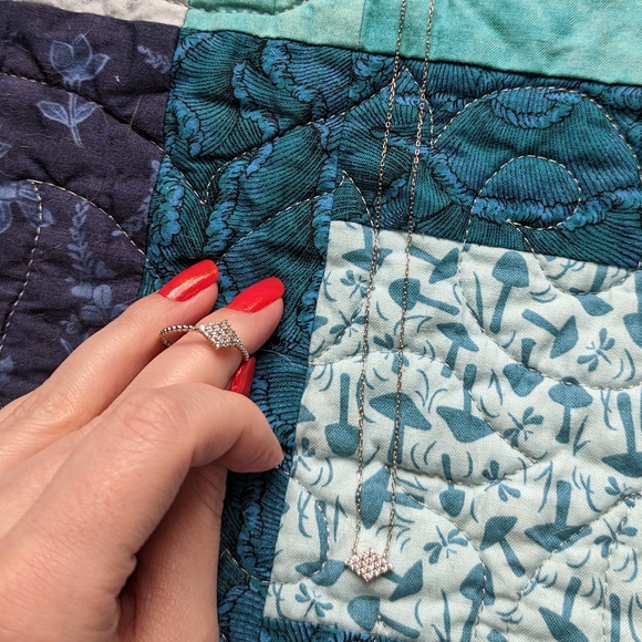 Charmed Aroma Dainty Ring & Necklace Set | Golden Sunrise Candle Collect… - Picture 4 of 9